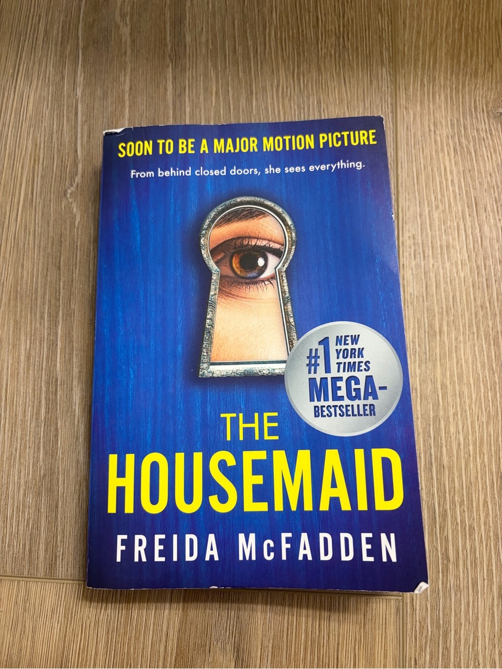 The housemaid paperback